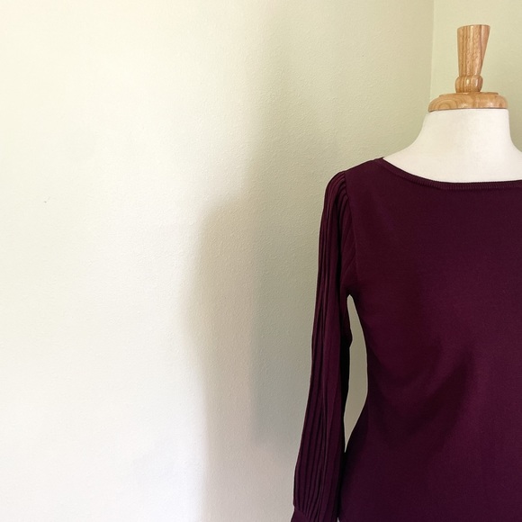 7th Avenue Design Studio Maroon Sweater - Picture 7 of 10